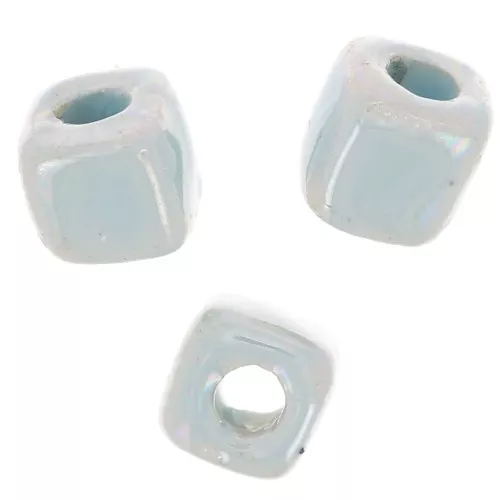 5mm Ceramic cube beads - Light blue iridescent x5