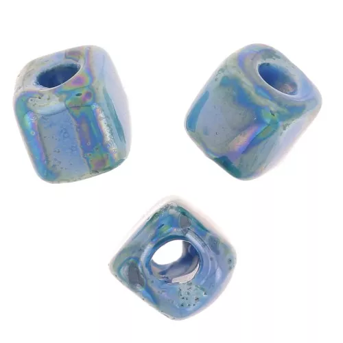 5mm Ceramic cube beads - Iridescent marbled blue x5