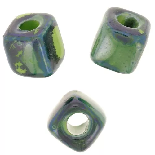 5mm Ceramic cube beads - Iridescent marbled dark green x5
