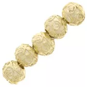 8x6.5mm Flattened round beads - arabesque patterns - Fine Gold Plated x5