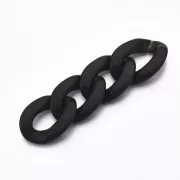 28x20mm Oval Twisted Plastic Link - Opaque Black Mat x1