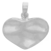 16.5x20mm Hammered Heart Pendant - Fine Silver plating x1