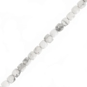 4x4mm Faceted cube gemstone beads - Howlite x10|raw }}