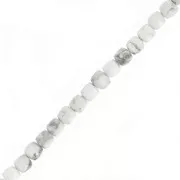 4x4mm Faceted cube gemstone beads - Howlite x10
