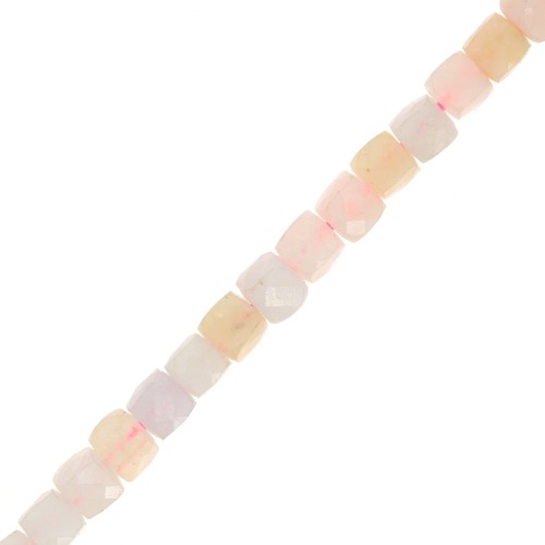 5x5mm gemstone Faceted cube beads - Morganite x10