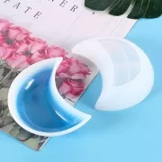 11.5x7cm Silicone mould to make a half-moon shape cup in resin x1