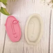 10x5.5cm Silicone soap mould oval - abstract face - Transparent x1