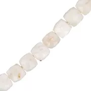 4.5x4.5 mm Faceted cube gemstone beads - Moonstone x10