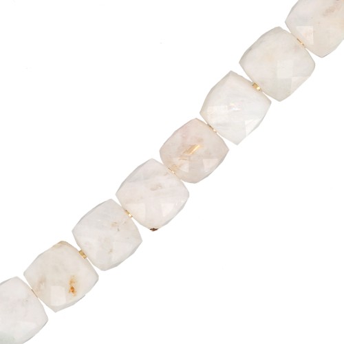 4.5x4.5 mm Faceted cube gemstone beads - Moonstone x10