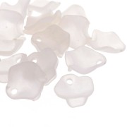 15mm Irregular flower petals in frosted acrylic - White x15|raw }}
