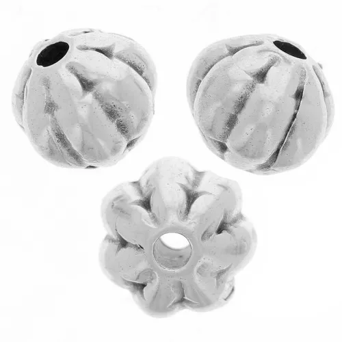 7.5mm Flattened round flower effect beads - Antique silver x4