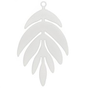 40x24mm dyed Leaf Pendant - White x1|raw }}