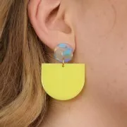 15mm Rounded square acrylic earstuds - Marbled Purple - Salmon x2