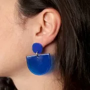 29x33mm Clear acrylic half moon pendant - Blue x1