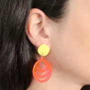 30mm Round openwork acrylic pendant - Neon Pink Orange x1