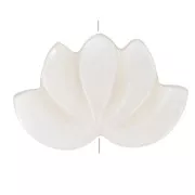 11x17mm Mother-of-pearl lotus flower bead - Natural x1