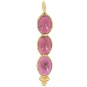 32x6mm Long pendant with 3 gemstones - Fine Gold Plated - Garnet x1|raw }}