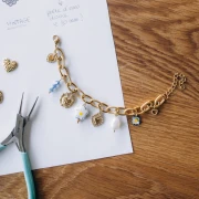 10mm 304L stainless steel heart charm with small balls - Gold x1