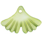 12x17mm ginkgo leaf Sequin in dyed mother-of-pearl - Green x1