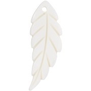 29x10mm Shell leaf pendant - Natural x1