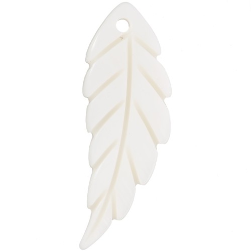 29x10mm Shell leaf pendant - Natural x1