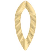 47x21mm Hollow leaf pendant with pleated effect - Fine gold plated x1