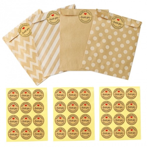 Set of 24 patterned kraft 17x13cm paper pockets and 24 round labels x1