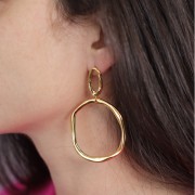 22x10mm Hammered irregular oval earstuds - Fine gold plated x2