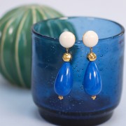 30x16mm opaque resin Pear bead - Royal blue marbled x1