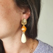 26x14mm opaque resin Pear bead - Marbled amber x1