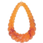 36x24.5mm Twisted hollow drop pendant in opaque resin - Apricot marble x1