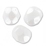 Facets 4 mm Chalk White Shimmer x50