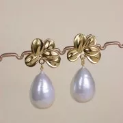 33x22mm Papier mâché pear bead metallic effect - Light gold x1