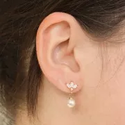 10x8mm Flower earstuds with zirconium oxides - 3 microns Gold plated x2