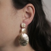 30x25mm Oval hammered pendant - Fine gold plated x1