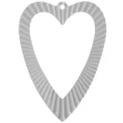 42x31mm 304L stainless steel Hollow heart pendants with pleated effect x2