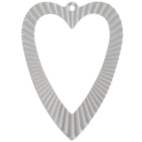 42x31mm 304L stainless steel Hollow heart pendants with pleated effect x2
