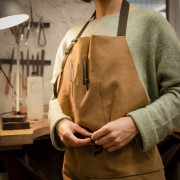 Soft suede leather apron with pocket - for jewelers - Brown x1
