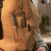 Soft suede leather apron with pocket - for jewelers - Brown x1