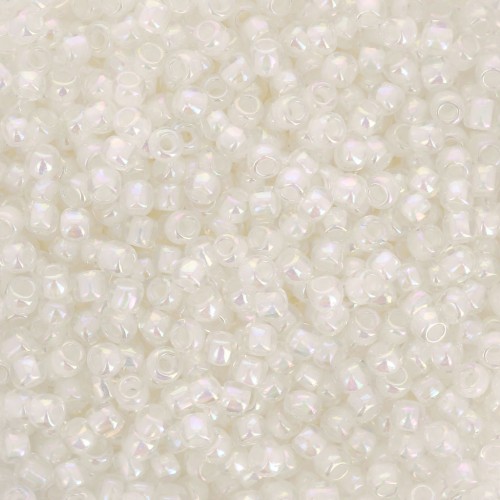 Toho seed beads 11/0 TO11R777 - Inside Color Rainbow Crystal - Creme Lined x8g