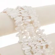 17mm to 23mm Biwa irregular freshwater pearls - Grade AA White iridescent x6