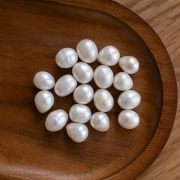 11x10mm Freshwater Pearl Oval Irregular - Grade A White x1