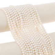 5.5mm Round freshwater pearls - Grade AA White x38cm