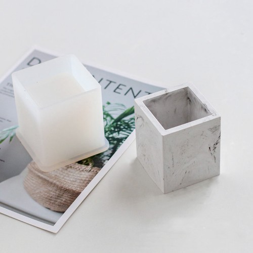 5.5x5.5cm Silicone mold for square candle holder x1