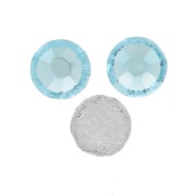 2mm Preciosa Cristal Rhinestones to stick - Aqua Bohemica x36