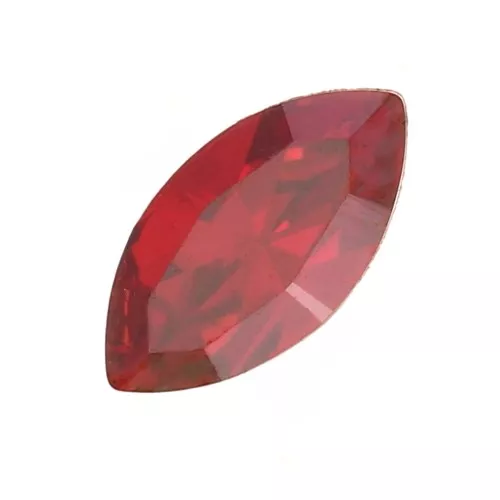 Navettes PureCrystal 4228 6x3 mm Crystal Red Magma x4