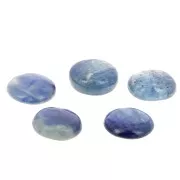 10mm round gemstone cabochon - Kyanite x1