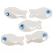 10x19mm Ceramic fish bead - White x1