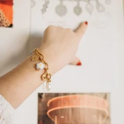 14.5mm Ceramic flower bead - White - Navy blue x1