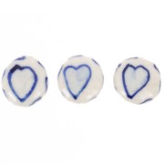 15mm Flat round ceramic heart motif bead - White - Navy blue x1